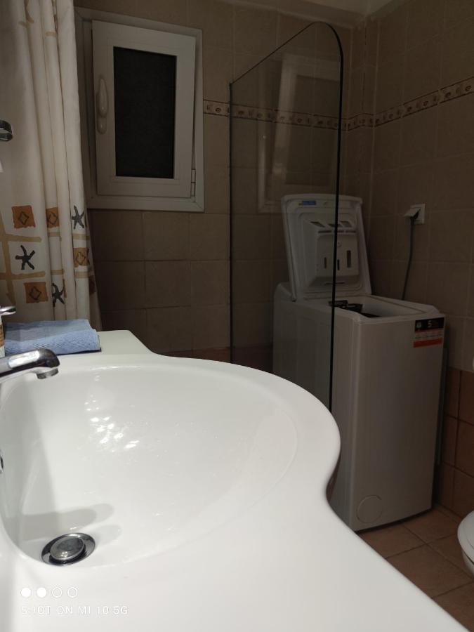 Cozy Apartment Near The Sea In Palaio Faliro أثينا المظهر الخارجي الصورة